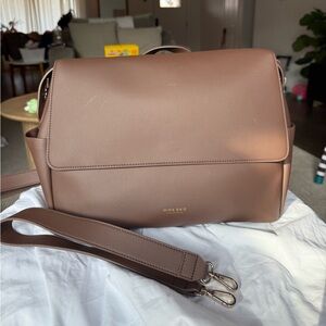 Mina Baie Winnie Coco